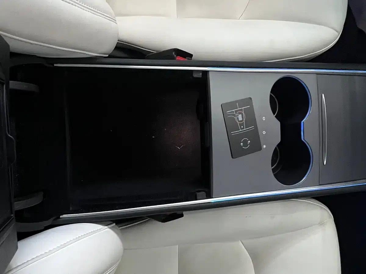 Model 3 2022 Performance All-Wheel Drive — миниатюра 15