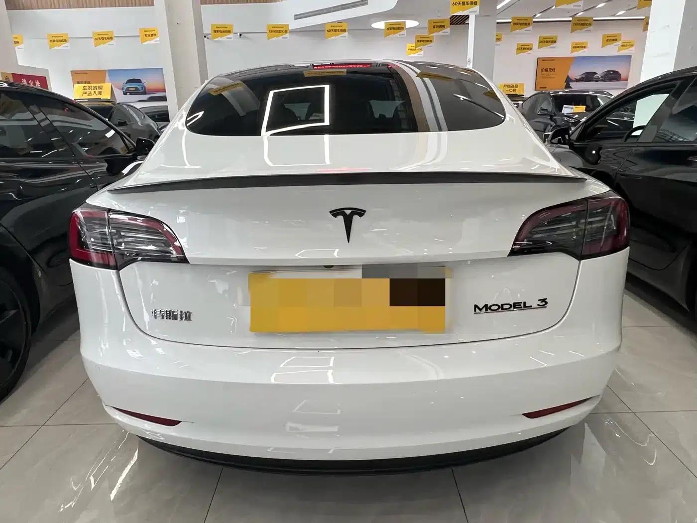 Model 3 2022 Performance All-Wheel Drive — миниатюра 5