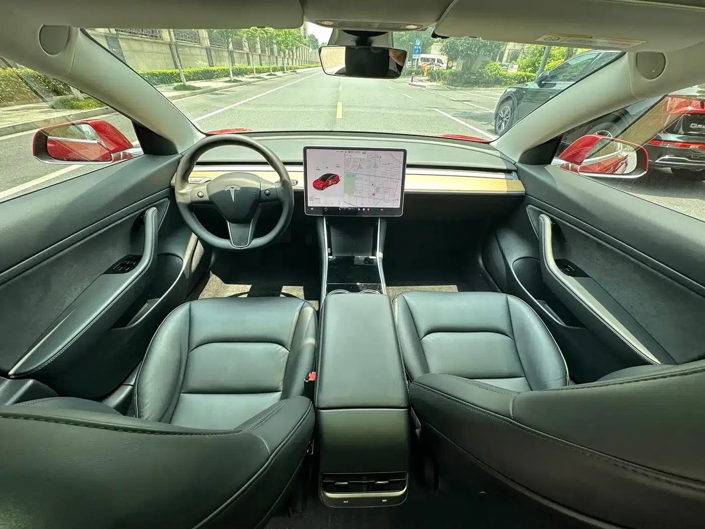Model 3 2020 Facelift Standard Range Rear-Wheel Drive Upgrade — миниатюра 2