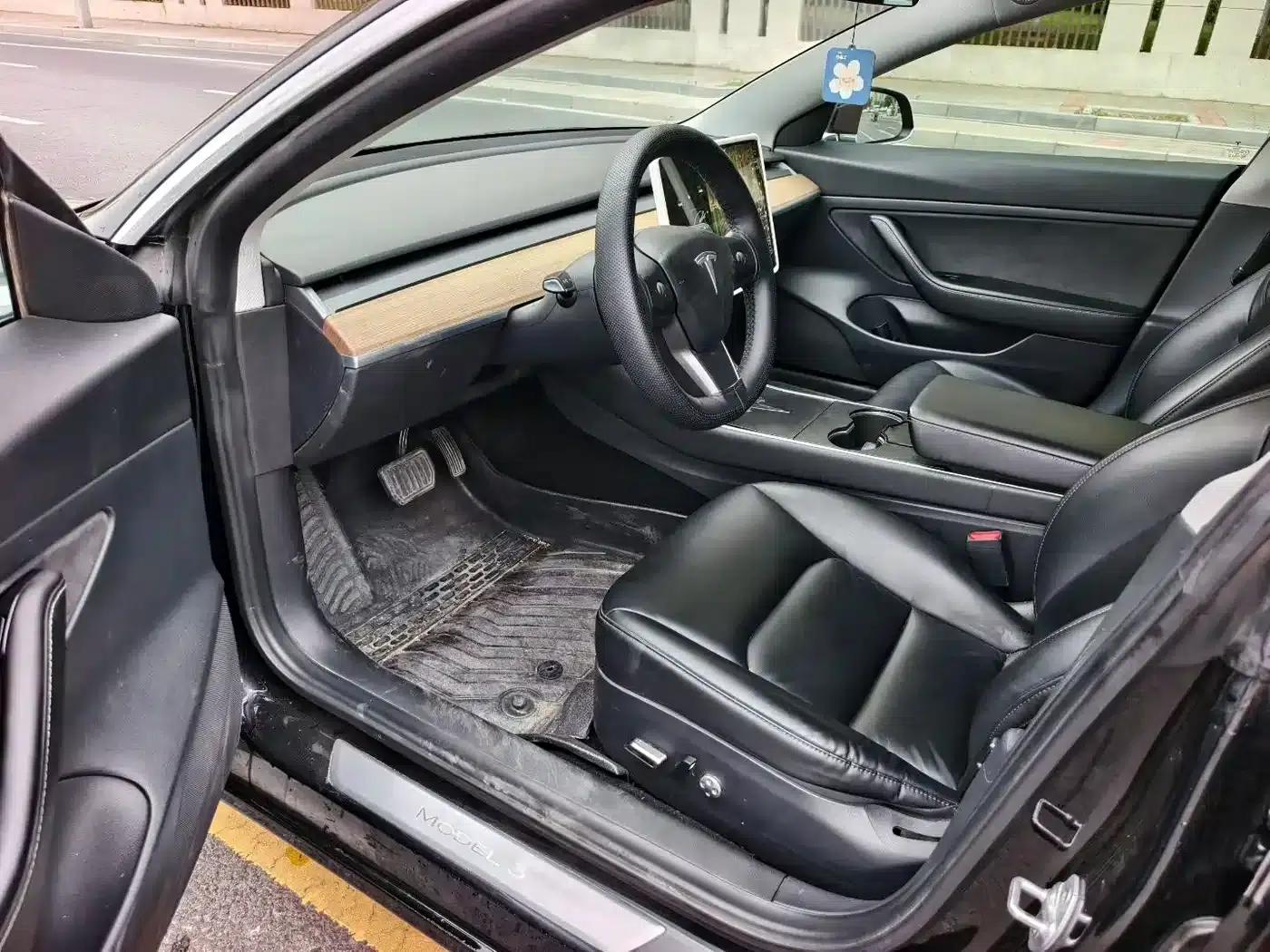 Model 3 2019 Standard Range Rear-Wheel Drive Upgrade — миниатюра 3