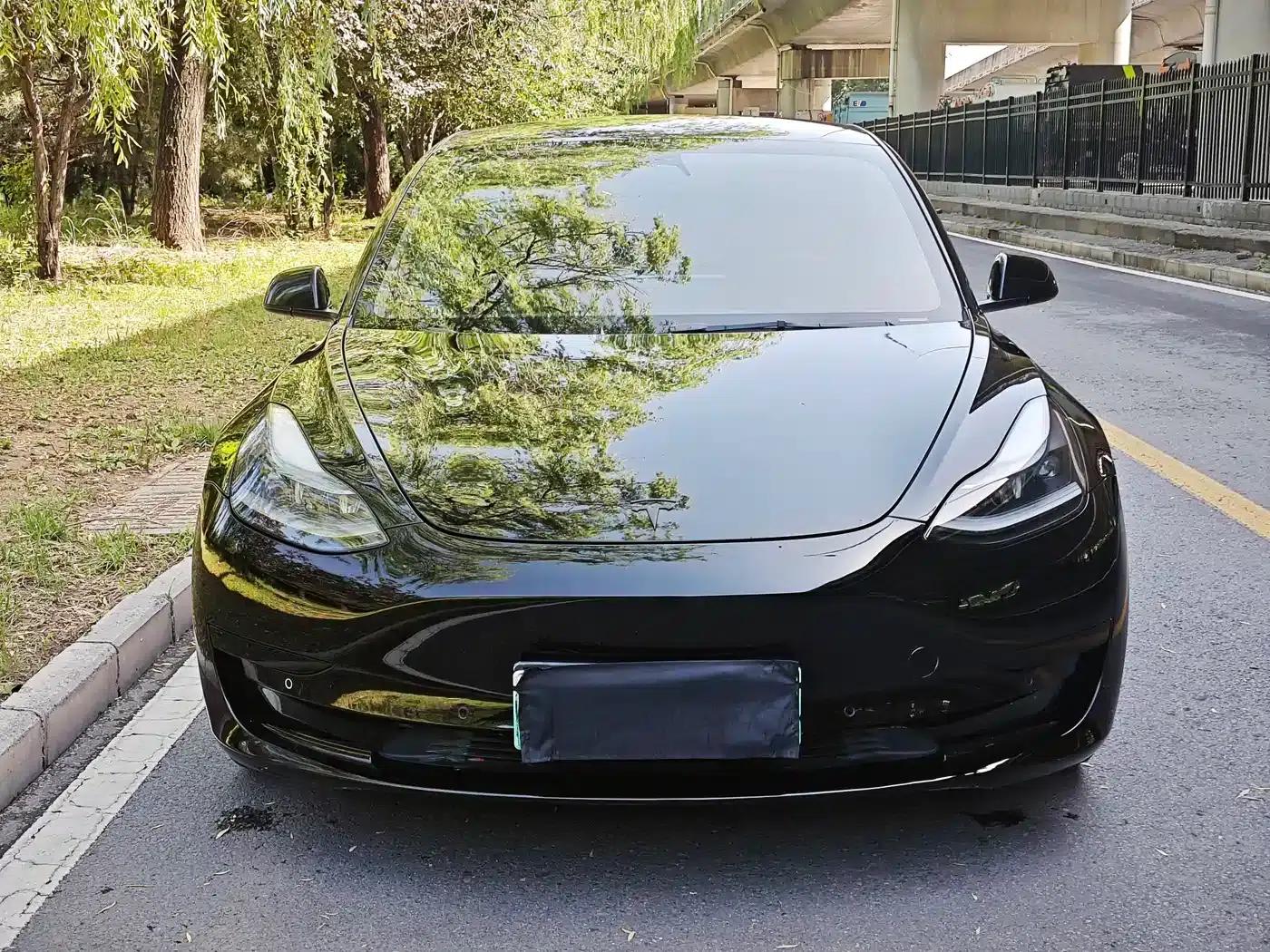 Model 3 2022 Rear-Wheel Drive — миниатюра 2