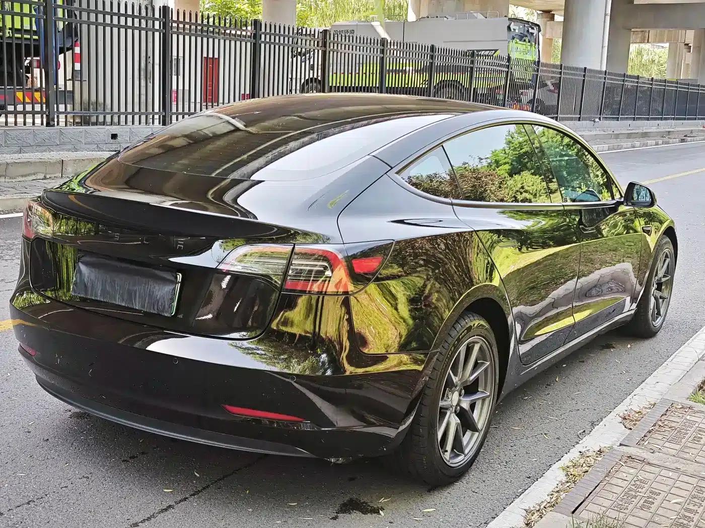 Model 3 2022 Rear-Wheel Drive — миниатюра 5
