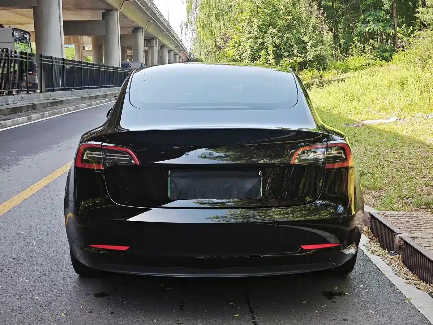 Model 3 2022 Rear-Wheel Drive — миниатюра 6