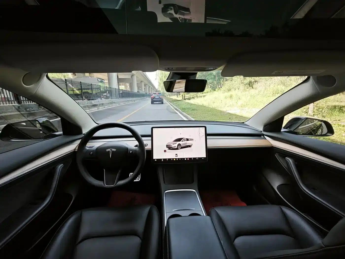 Model 3 2022 Rear-Wheel Drive — миниатюра 8