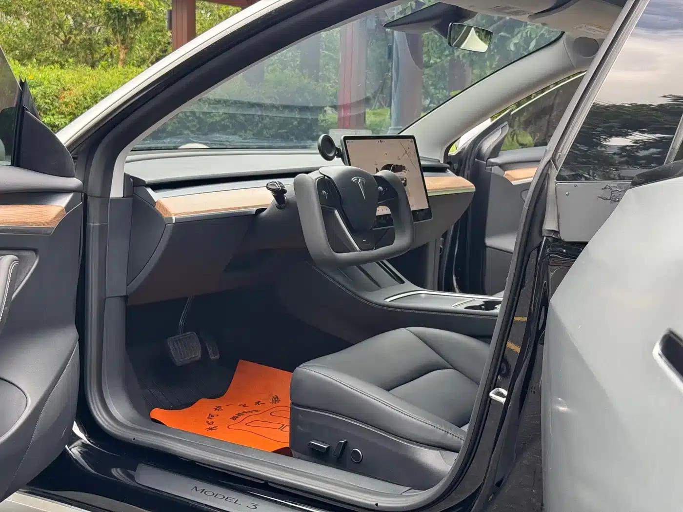 Model 3 2022 Rear-Wheel Drive — миниатюра 4