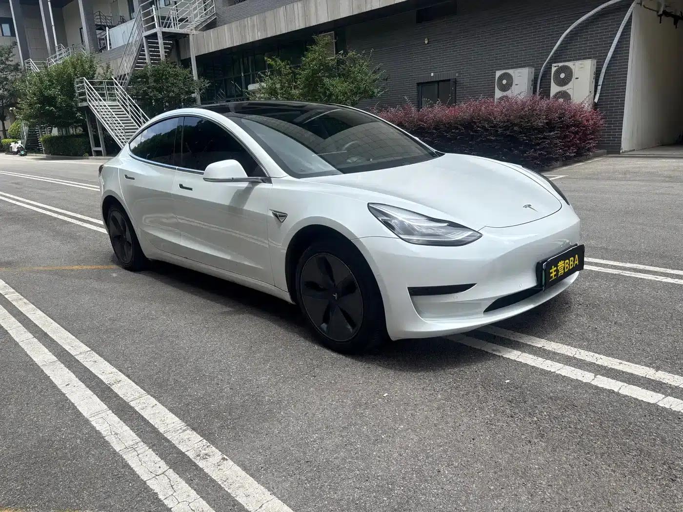 Model 3 2019 Standard Range Rear-Wheel Drive Upgrade — миниатюра 3