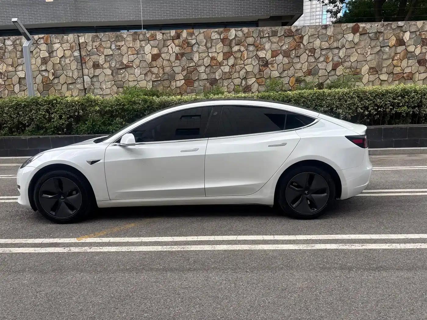 Model 3 2019 Standard Range Rear-Wheel Drive Upgrade — миниатюра 4