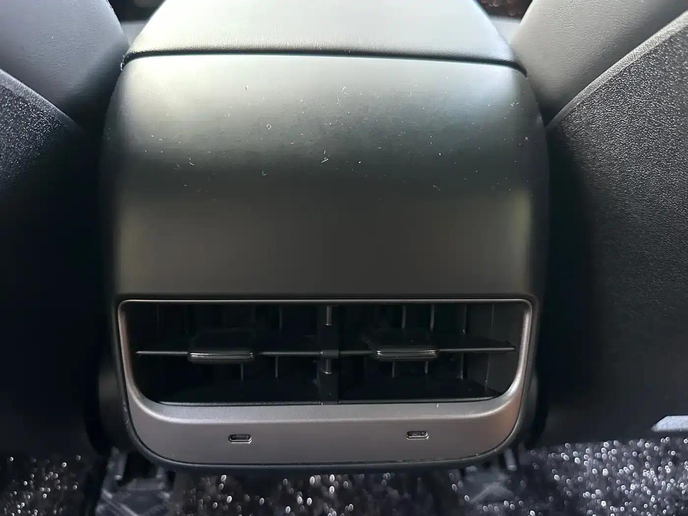 Model 3 2022 Rear-Wheel Drive — миниатюра 13