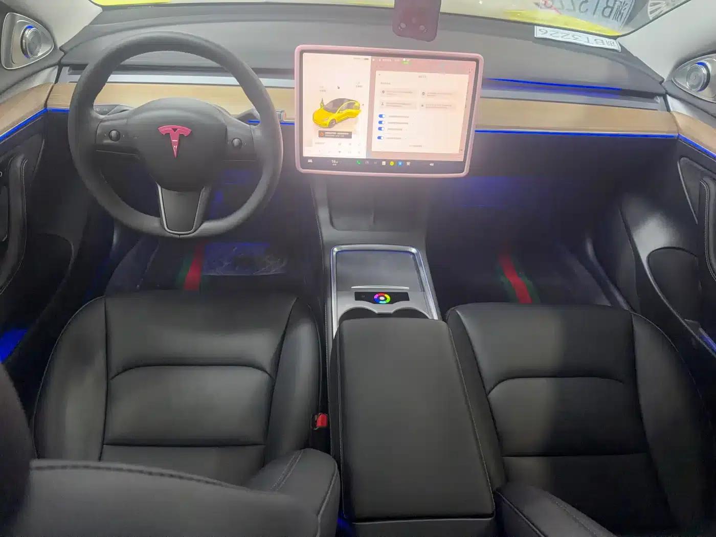 Model 3 2022 Rear-Wheel Drive — миниатюра 7