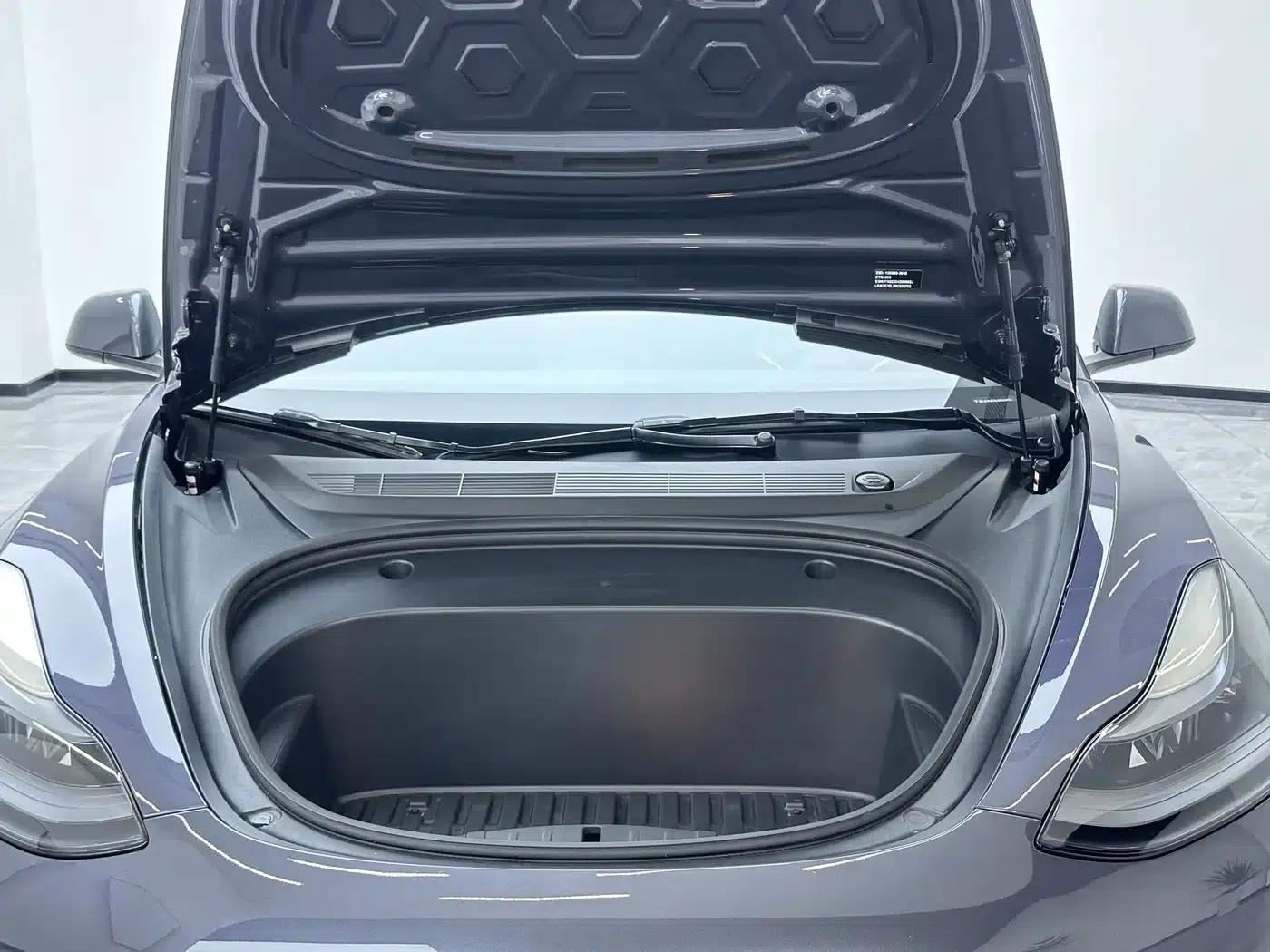 Model 3 2022 Performance All-Wheel Drive — миниатюра 13