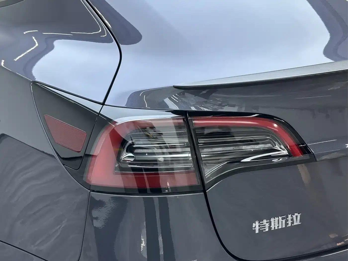 Model 3 2022 Performance All-Wheel Drive — миниатюра 16
