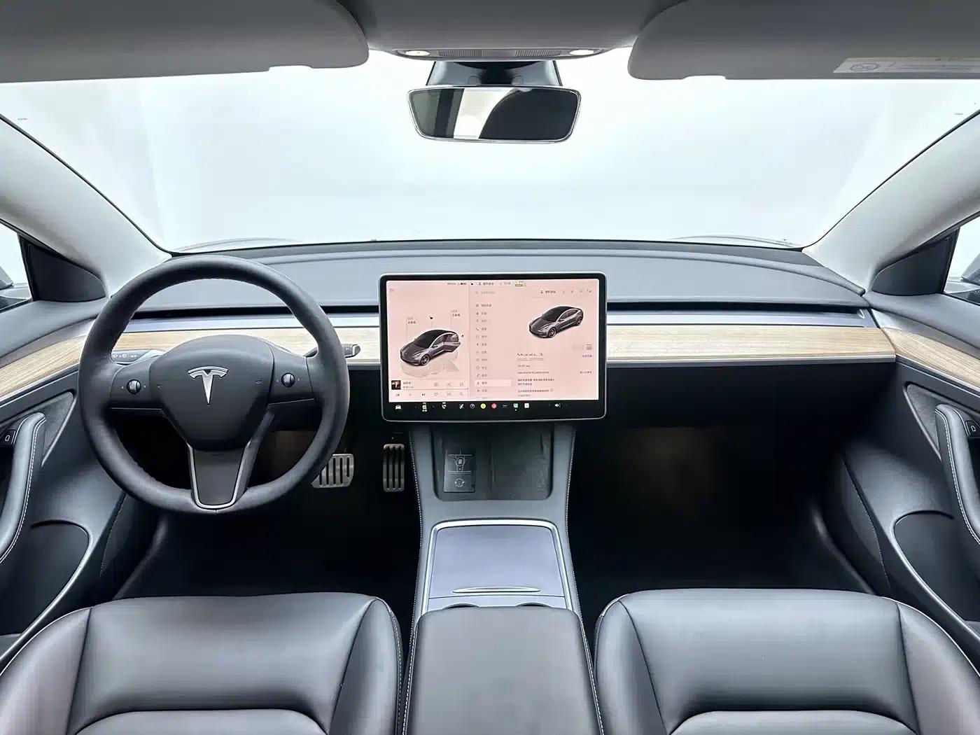 Model 3 2022 Performance All-Wheel Drive — миниатюра 8