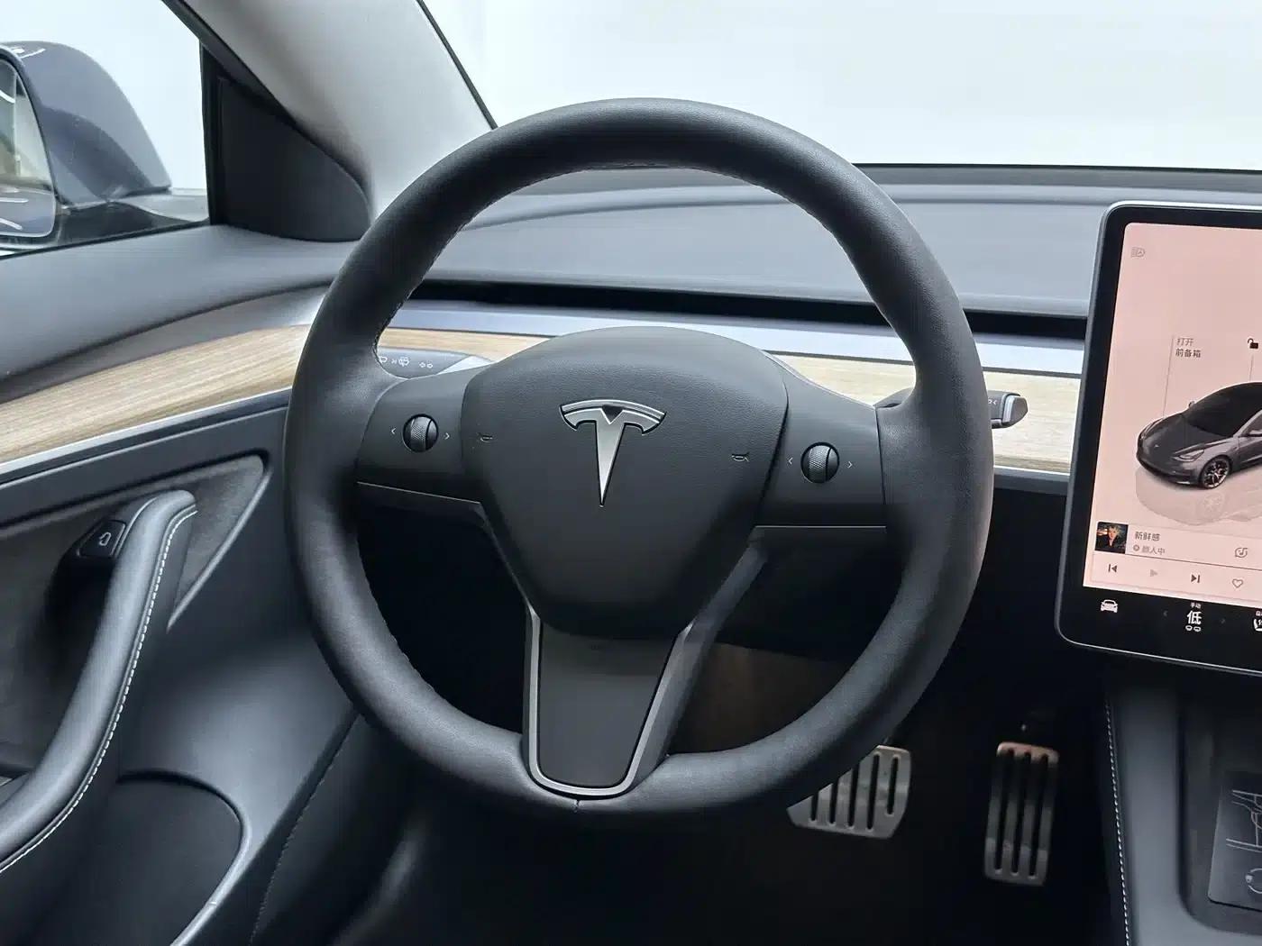 Model 3 2022 Performance All-Wheel Drive — миниатюра 9