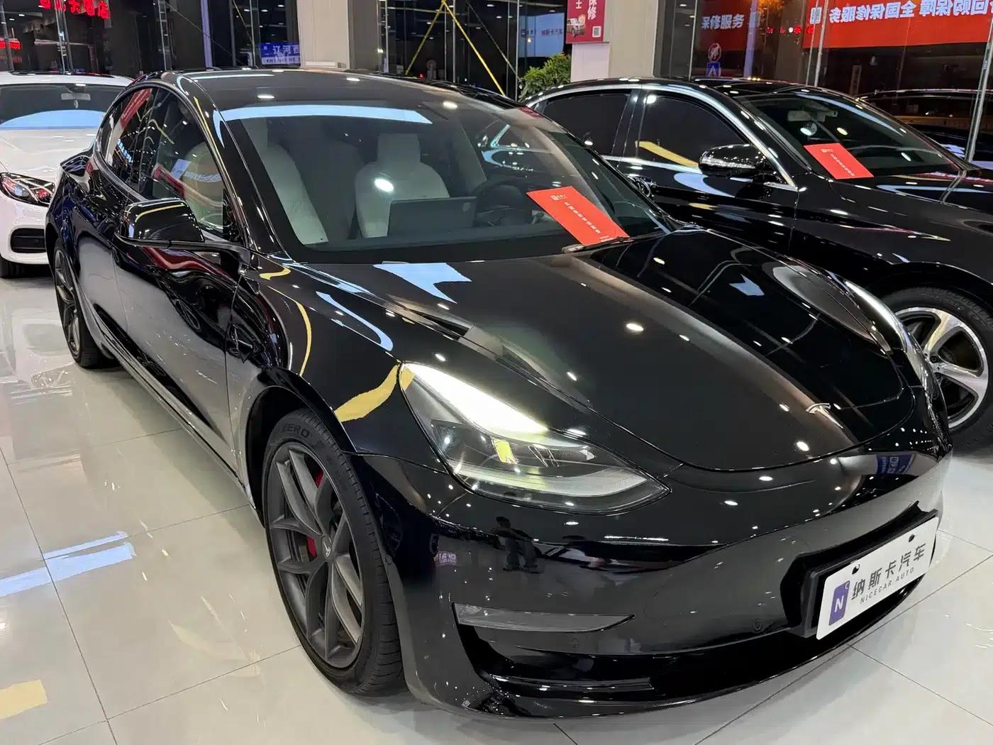 Model 3 2021 Performance All-Wheel Drive — миниатюра 3