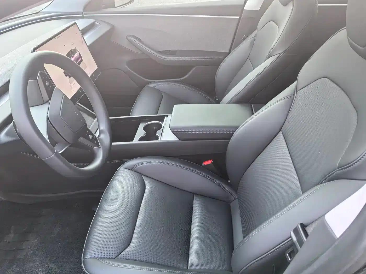 Model 3 2023 Rear-Wheel Drive — миниатюра 4