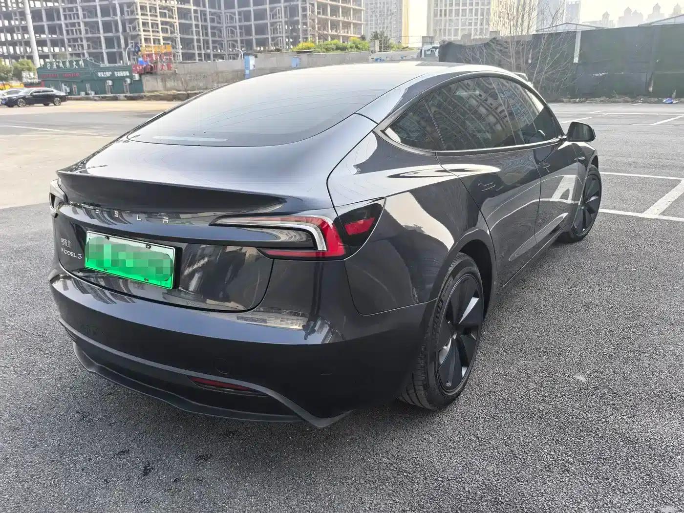 Model 3 2023 Rear-Wheel Drive — миниатюра 9