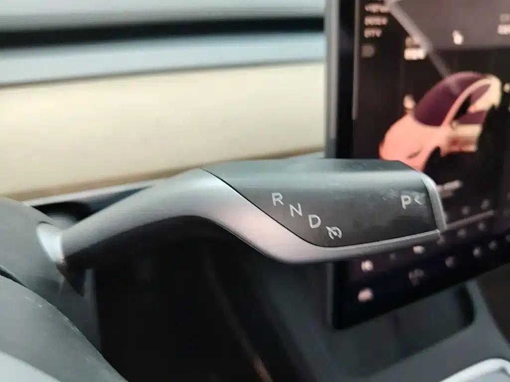 Model 3 2022 Rear-Wheel Drive — миниатюра 14