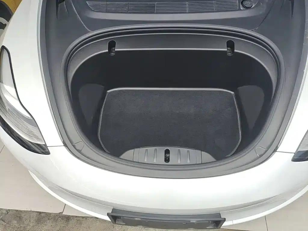 Model 3 2020 Facelift Standard Range Rear-Wheel Drive Upgrade — миниатюра 20
