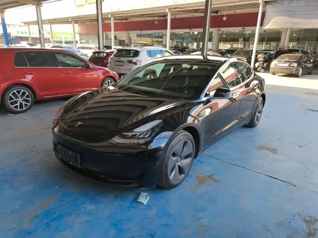 Model 3 2020 Facelift Standard Range Rear-Wheel Drive Upgrade — миниатюра 2