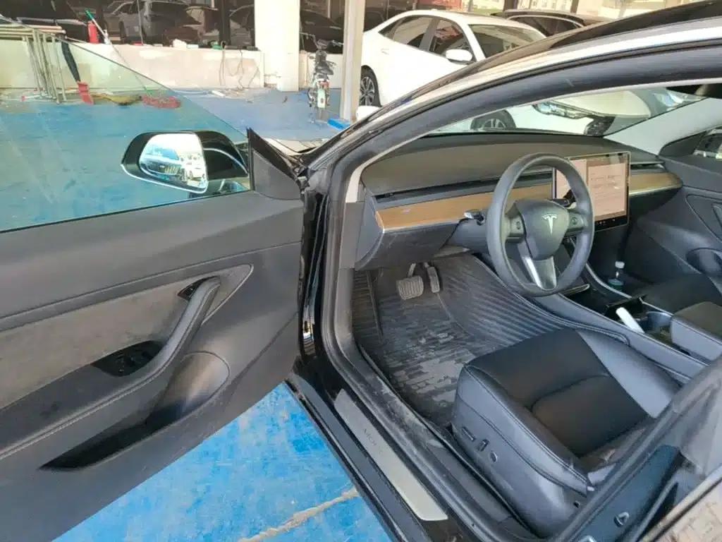 Model 3 2020 Facelift Standard Range Rear-Wheel Drive Upgrade — миниатюра 16