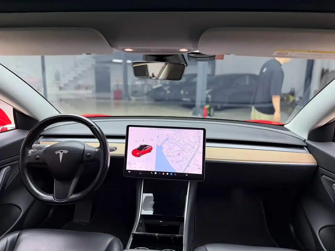 Imported 2019 Model 3 Long Range Rear-Wheel Drive — миниатюра 11