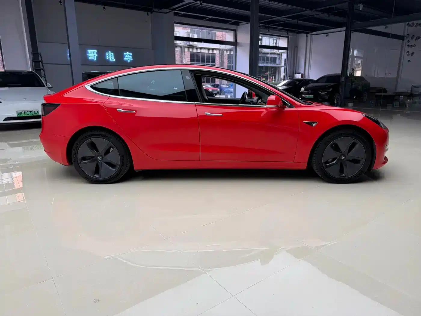 Imported 2019 Model 3 Long Range Rear-Wheel Drive — миниатюра 4