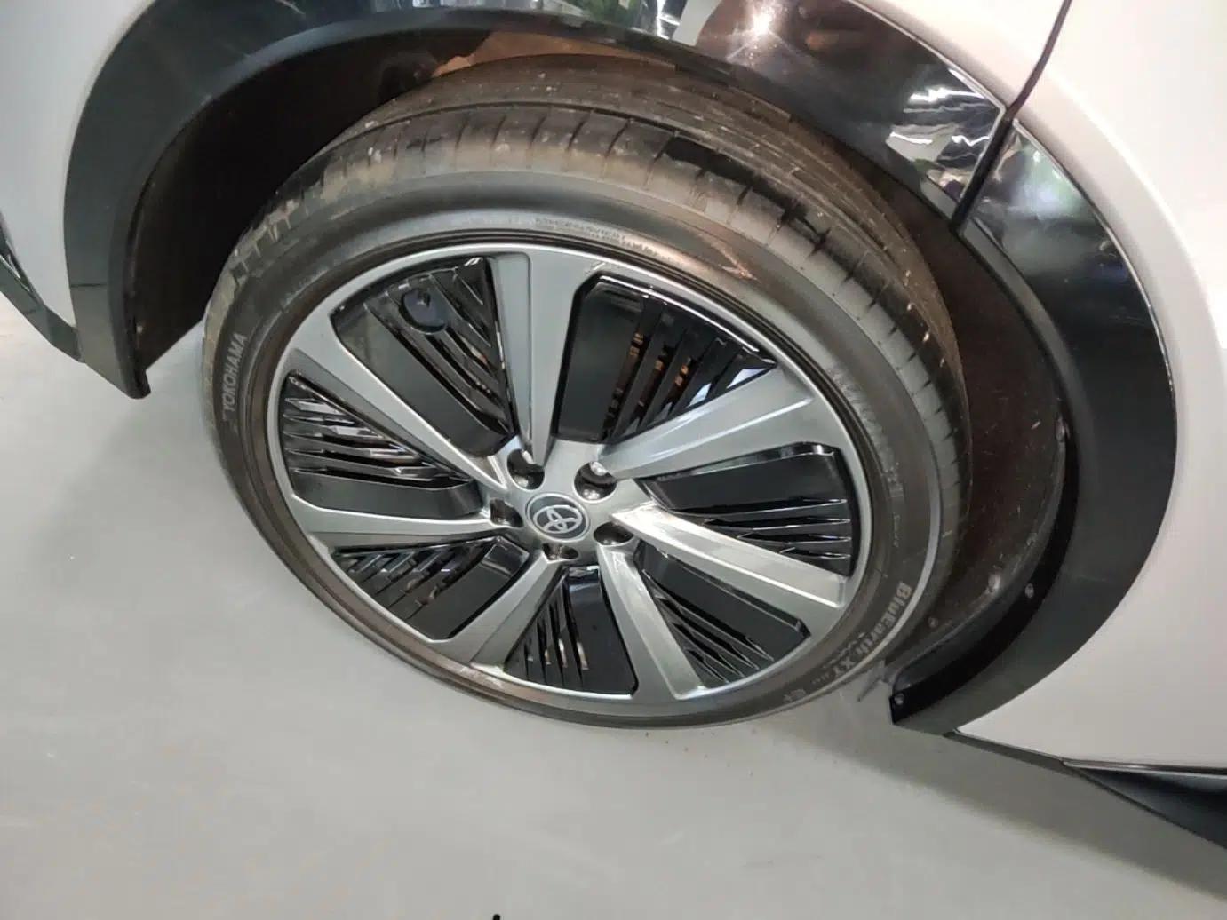 Toyota bZ5 2025 Model 550 PRO — миниатюра 11