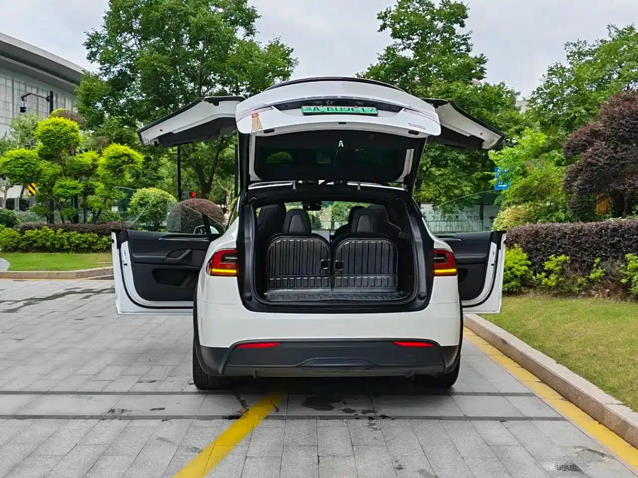 2023 Model X Tri-Motor All-Wheel Drive Plaid Edition — миниатюра 5
