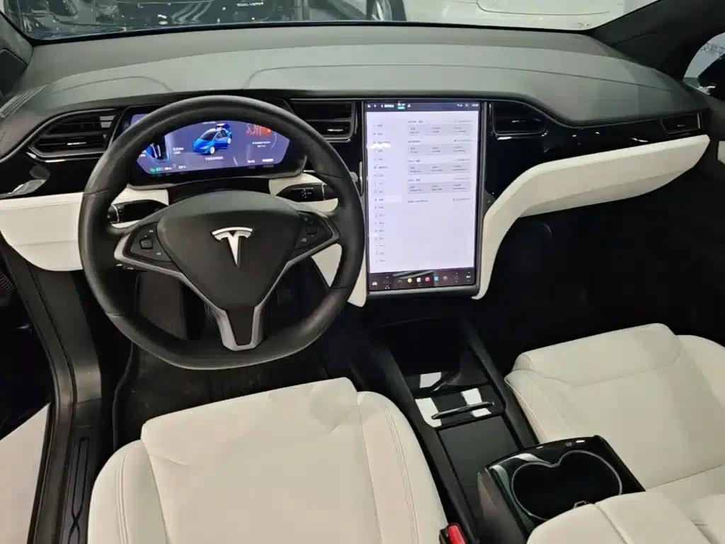 Model X 2019 Long Range — миниатюра 10
