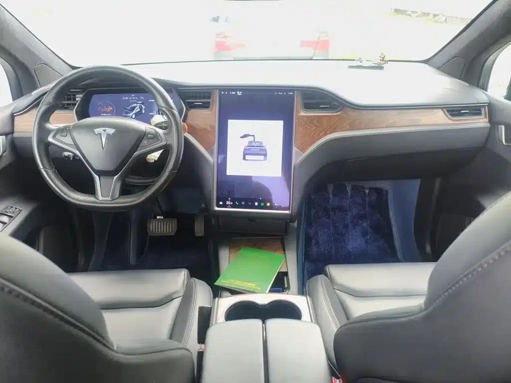 Model X 2019 Long Range — миниатюра 13