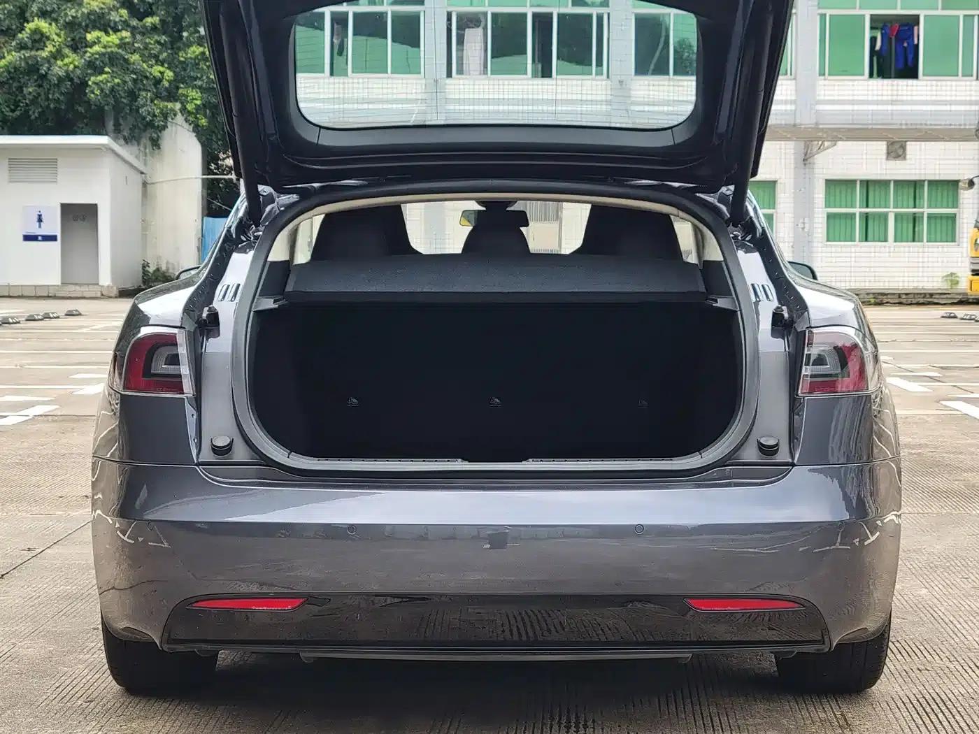 2016 Model S 90D — миниатюра 19