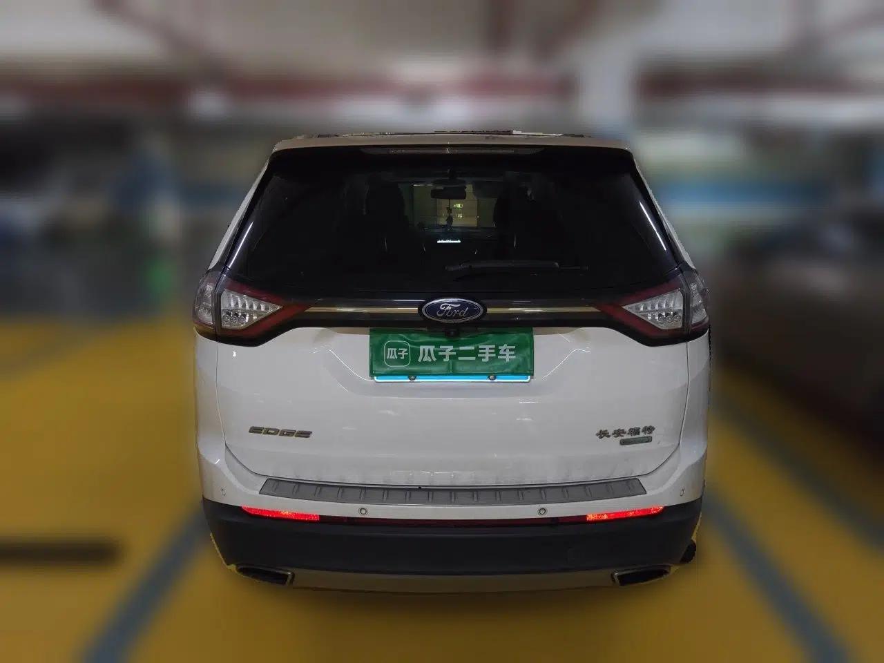 Ford Edge 2016 EcoBoost 245 Two-Wheel-Drive Titanium 7-Seater — миниатюра 5