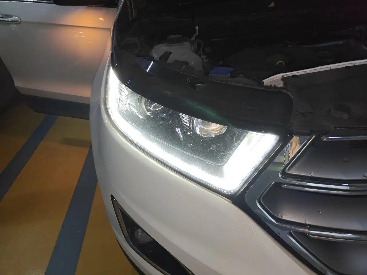 Ford Edge 2016 EcoBoost 245 Two-Wheel-Drive Titanium 7-Seater — миниатюра 7