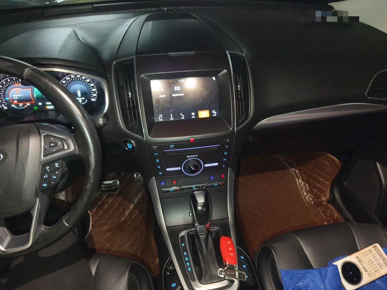 Ford Edge 2016 EcoBoost 245 Four-Wheel Drive Titanium 7-Seater — миниатюра 13