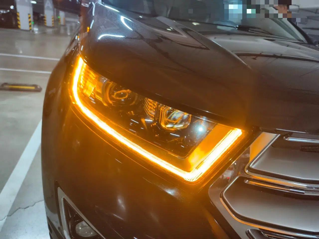 Ford Edge 2016 EcoBoost 245 Four-Wheel Drive Titanium 7-Seater — миниатюра 7