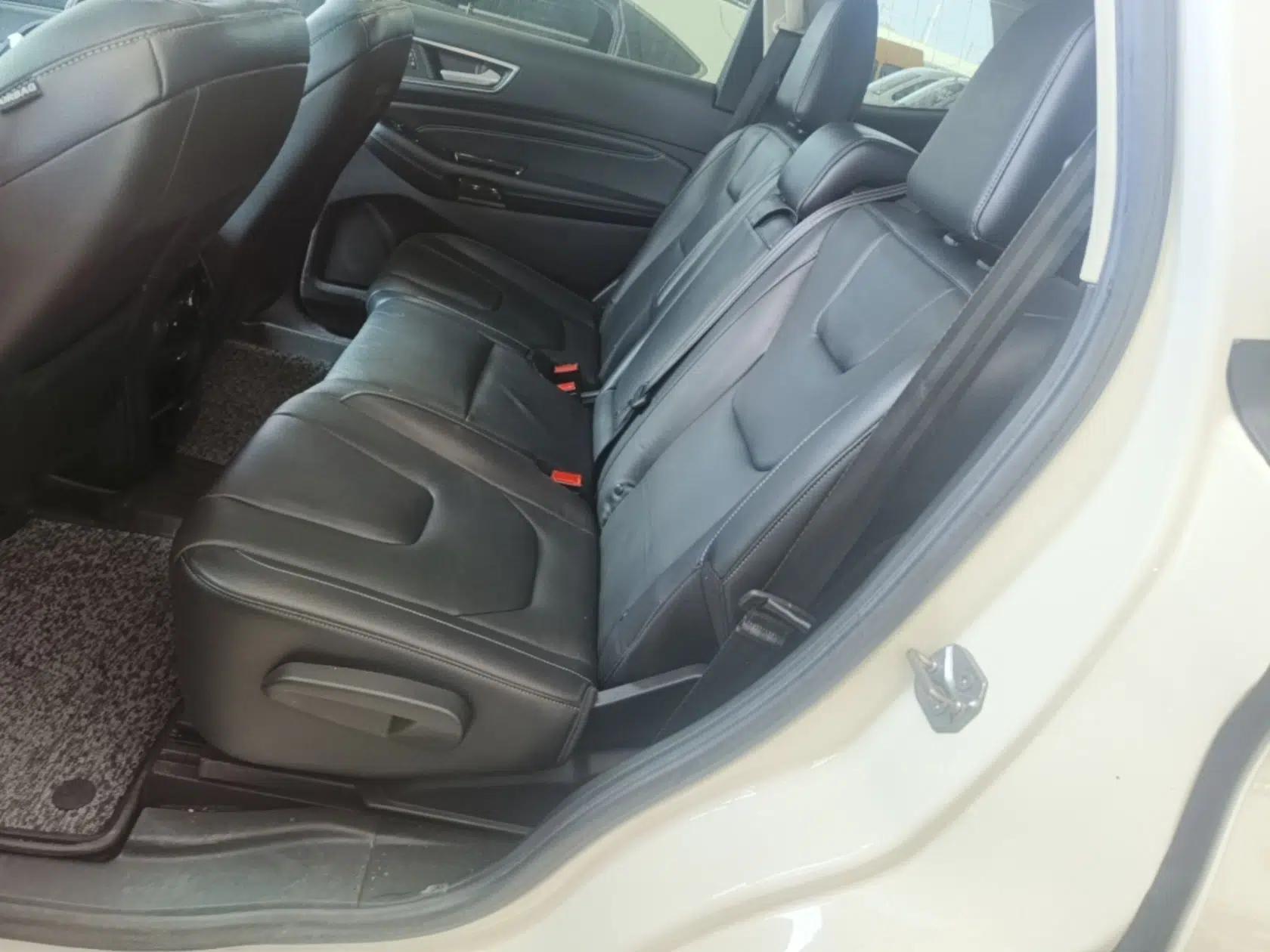 Ford Edge 2016 EcoBoost 245 Four-Wheel Drive Titanium 7-Seater — миниатюра 20