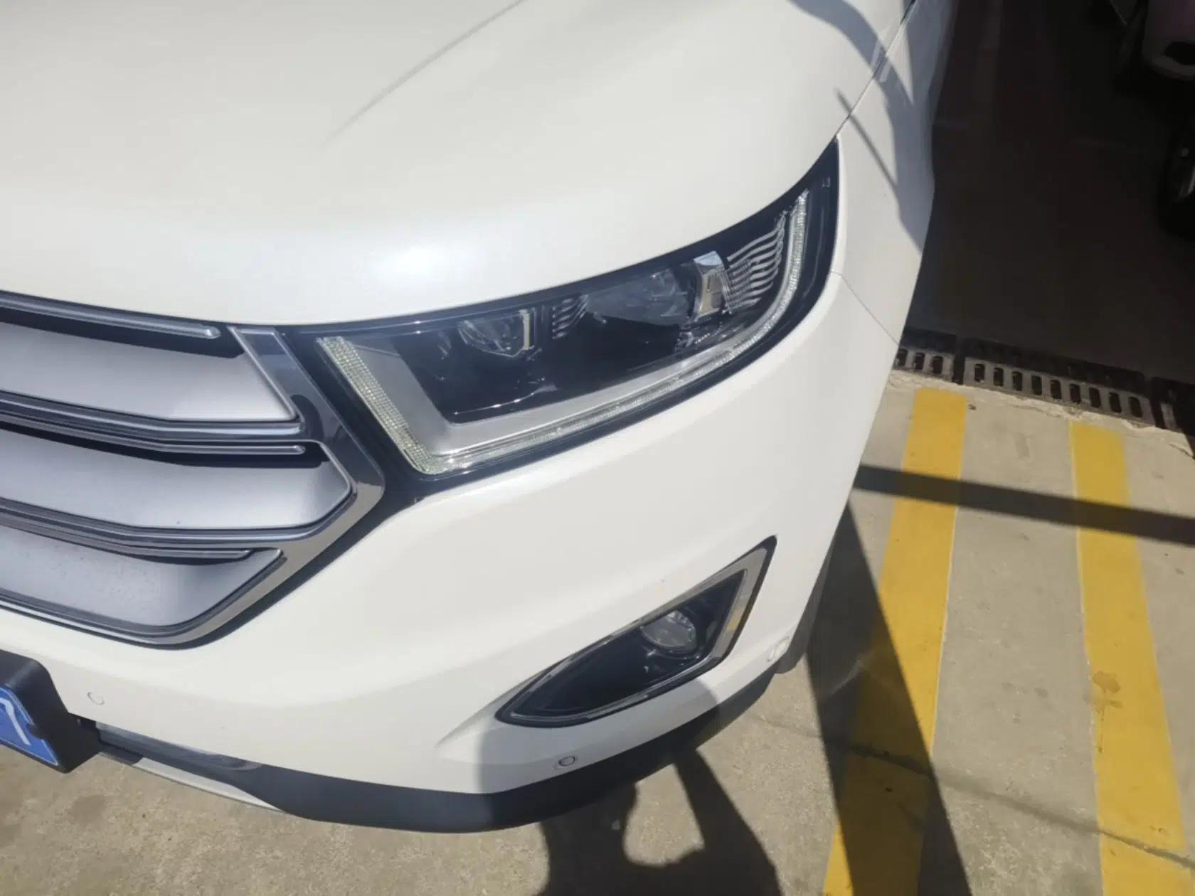 Ford Edge 2016 EcoBoost 245 Four-Wheel Drive Titanium 7-Seater — миниатюра 8