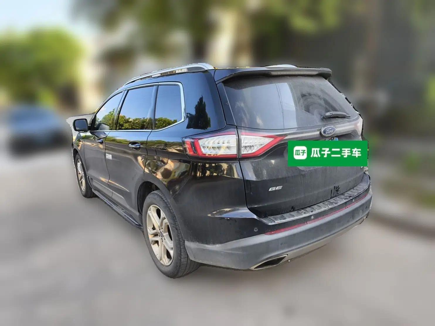 Ford Edge 2016 EcoBoost 245 Two-Wheel-Drive Titanium 7-Seater — миниатюра 4
