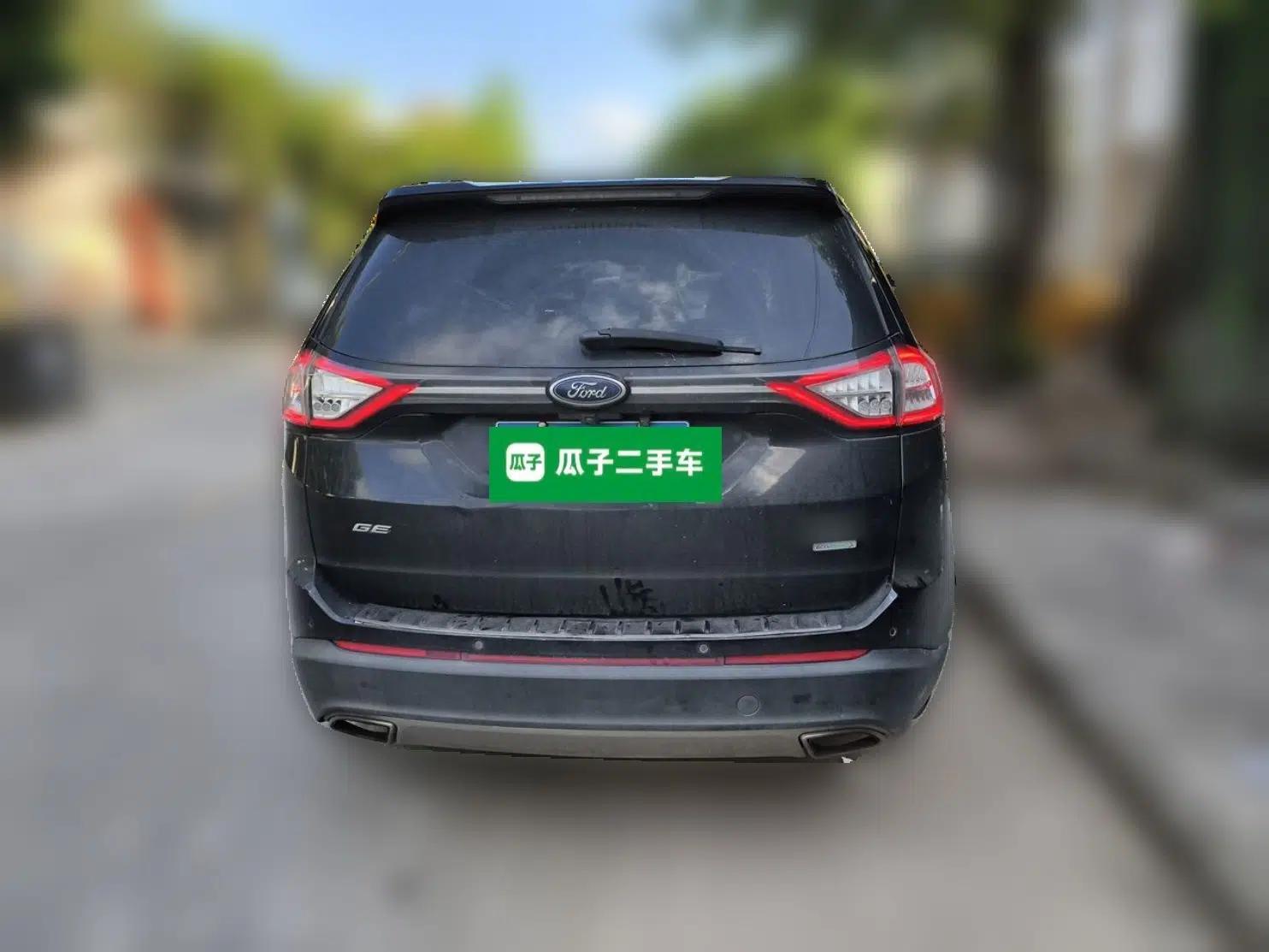 Ford Edge 2016 EcoBoost 245 Two-Wheel-Drive Titanium 7-Seater — миниатюра 5