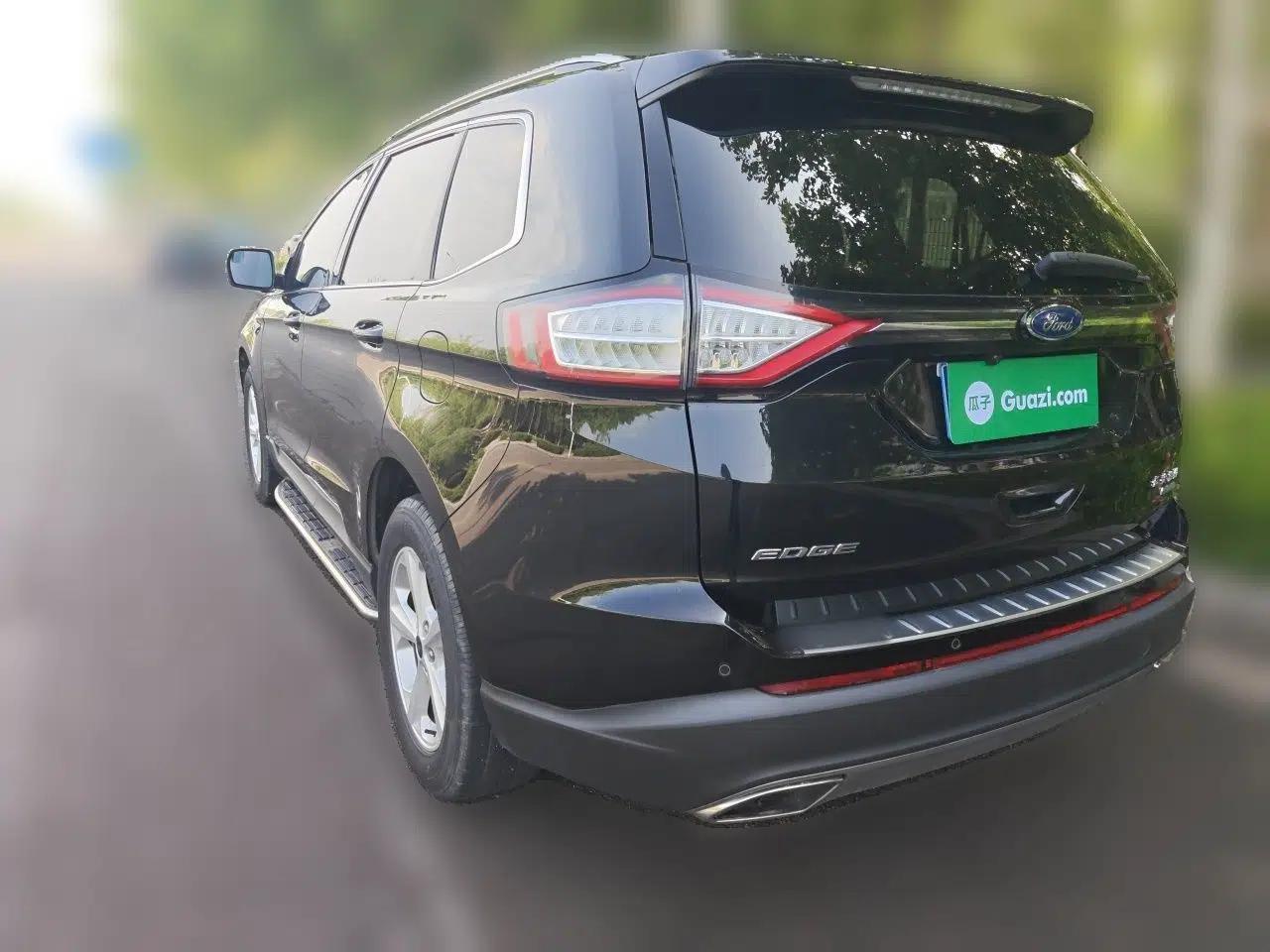 Ford Edge 2015 2.0T GTDi Two-Wheel-Drive Elite Edition — миниатюра 4