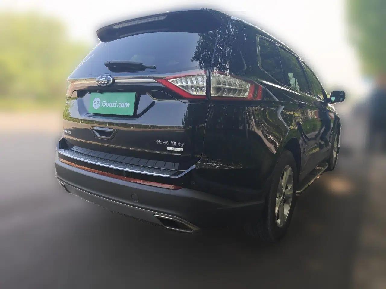 Ford Edge 2015 2.0T GTDi Two-Wheel-Drive Elite Edition — миниатюра 6