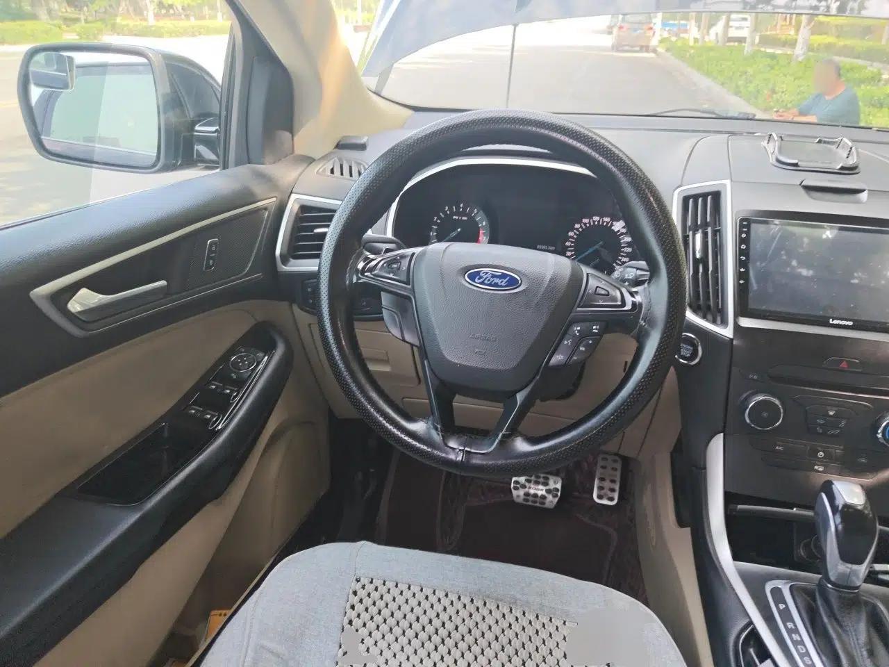 Ford Edge 2015 2.0T GTDi Two-Wheel-Drive Elite Edition — миниатюра 10