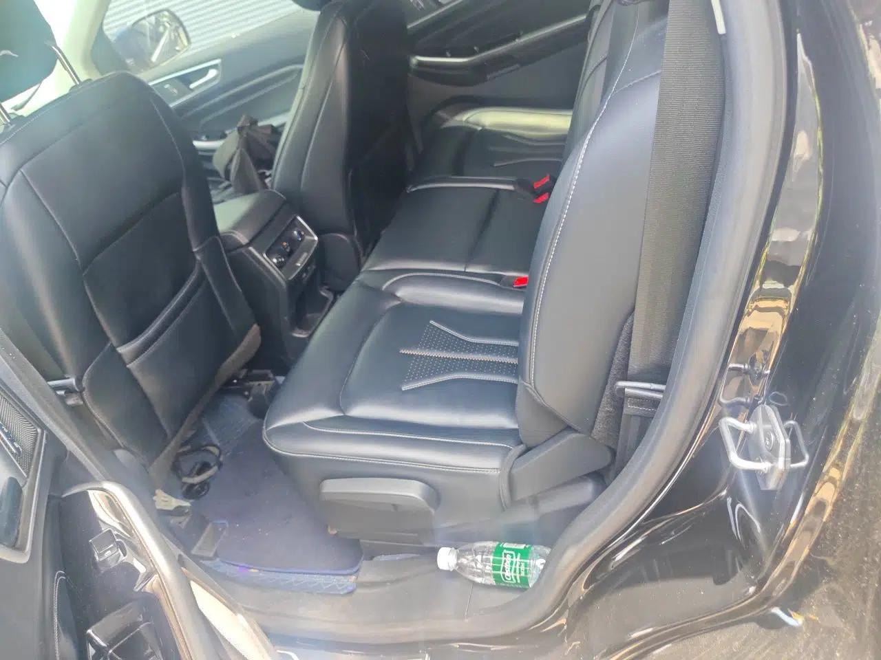 Ford Edge 2021 PLUS EcoBoost 245 Two-Wheel-Drive Titanium 7-Seater — миниатюра 17
