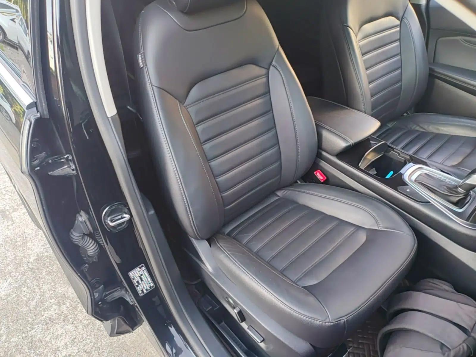 Ford Edge 2018 EcoBoost 245 Two-Wheel-Drive Titanium 7-Seater China V Standard — миниатюра 19