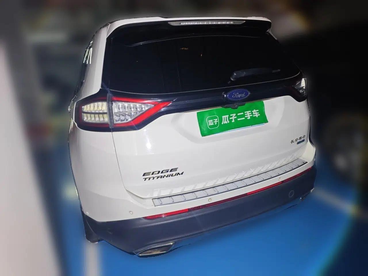 Ford Edge 2015 2.0T GTDi Four-Wheel Drive Prestige Model — миниатюра 4