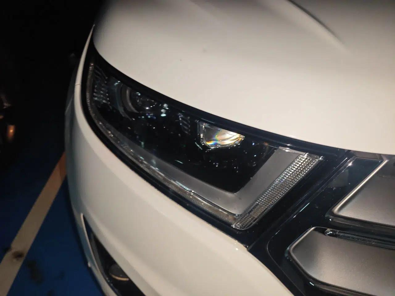 Ford Edge 2015 2.0T GTDi Four-Wheel Drive Prestige Model — миниатюра 7