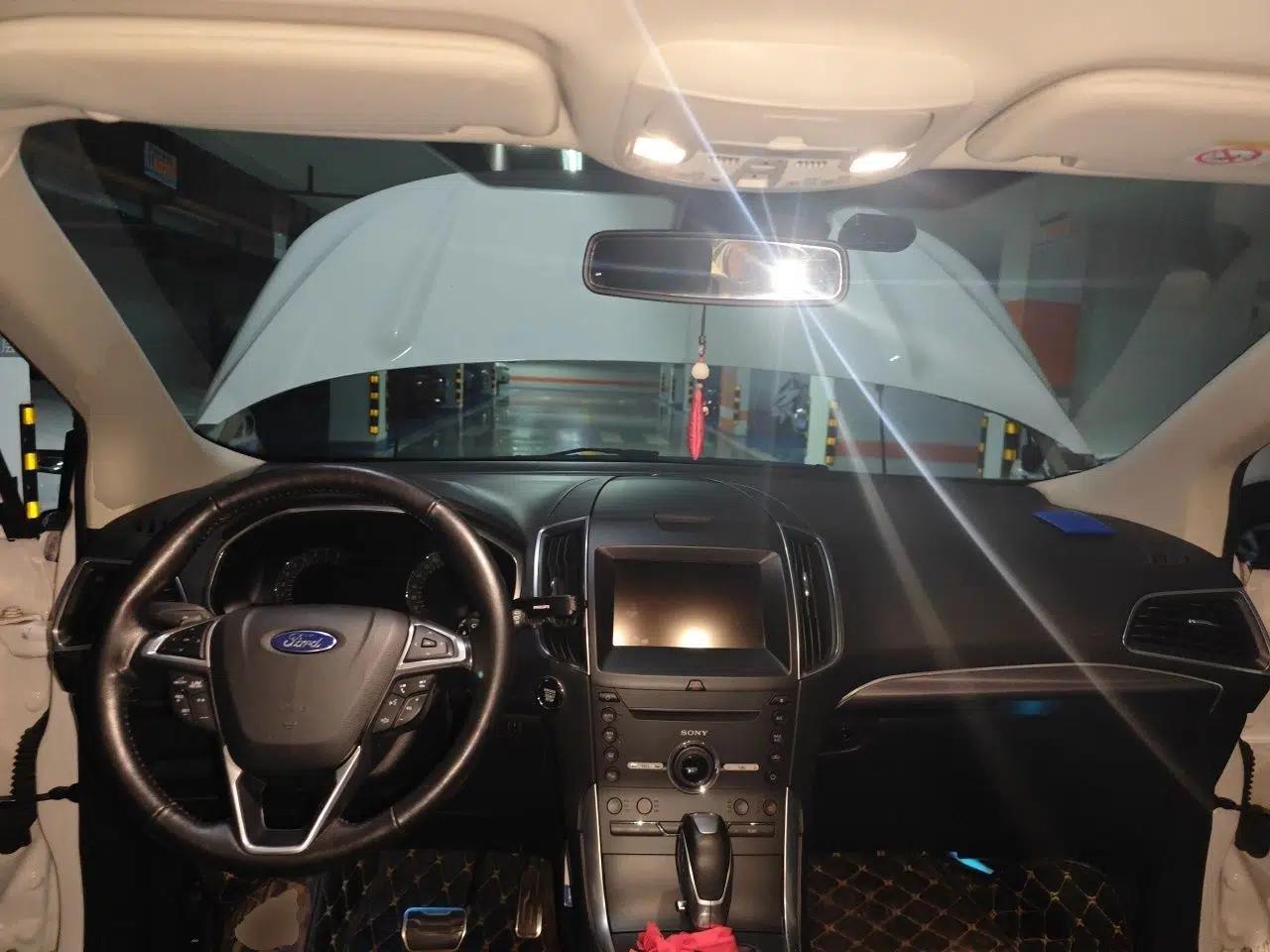 Ford Edge 2015 2.0T GTDi Four-Wheel Drive Prestige Model — миниатюра 9