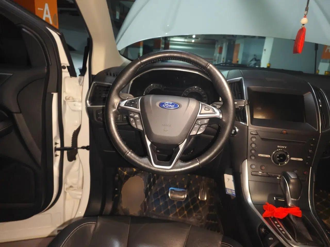 Ford Edge 2015 2.0T GTDi Four-Wheel Drive Prestige Model — миниатюра 10