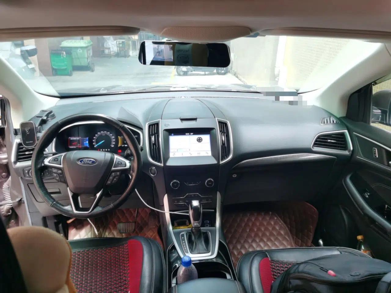 Ford Edge 2016 EcoBoost 245 Two-Wheel-Drive Titanium 7-Seater — миниатюра 9