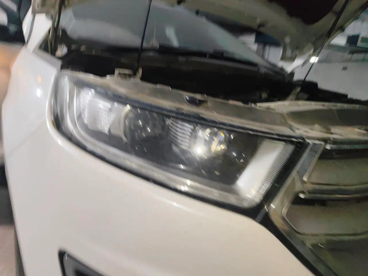 Ford Edge 2016 EcoBoost 245 Two-Wheel-Drive Titanium 7-Seater — миниатюра 7